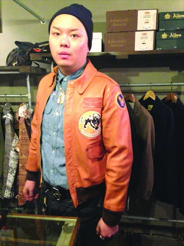 Mi Lingxi poses in one of his Type A-2 jackets. Photo: Yin Lu/GT
