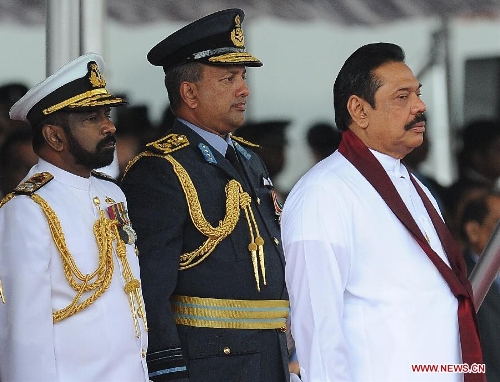 &nbsp;Sri Lankan President Mahinda Rajapakse (1st R) attends the country's 65th Independence Day celebration in Trincomalee, Sri Lanka, Feb. 4, 2013. (Xinhua/Sameera)