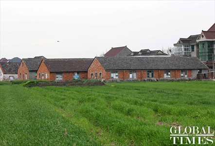 Nearly every household in the village has a pigpen outside it. Photo: Yang Hui / GT
