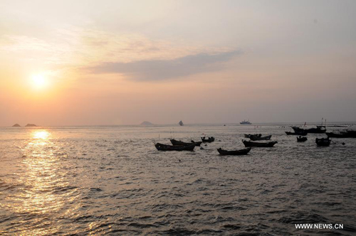 Fishing vessels anchor in a port of the Nanji Island, East China's Zhejiang Province, October 14, 2012. The 7.64-square kilometer Nanji Island, as the largest island of the Nanji Islands, was named for its muntjac shape. The archipelago were listed as China's first level-five marine nature reserve in 1990. Photo: Xinhua