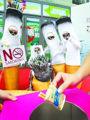 Emphasizing the negatives of smoking can help people quit. Photo: CFP 