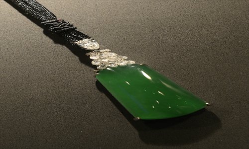 Jadeite jewelry is displayed on July 11 at the Shanxi World Trade Center in Taiyuan, capital city of North China's Shanxi
Province. Photo: CFP