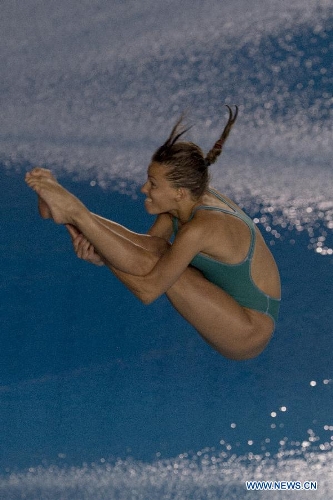 Tania Cagnotto of Italy competes during the 3m springboard women's singles final at the International Swimming Federation (FINA) Diving World Series 2013, in Guadalajara, Jalisco, Mexico, on May 25, 2013.(Xinhua/Alejandro Ayala)  