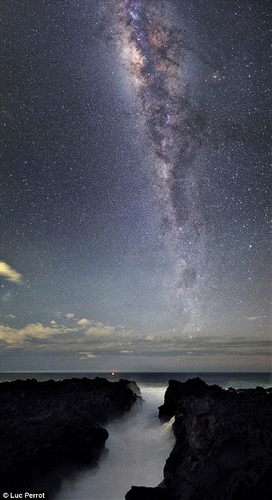 The photo collection feature some stunning sights. But as well as celebrating beauty, the collection helps to reflect increasing worry over light pollution. These are part of The World at Night's annual “Earth and Sky