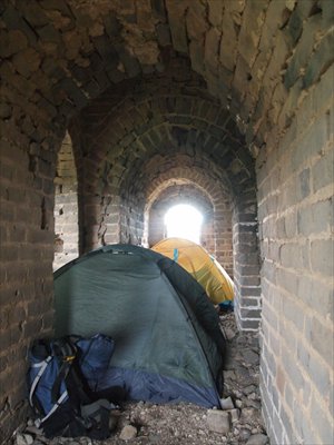 Tents set up in a watchtower at the Gubeikou Great Wall. Photo: Jiang Yuxia/GT