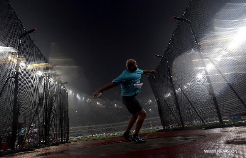 Poland's Piotr Malachowski competes in the men's discus throw during the IAAF Diamond League Athletics meet in Shanghai, east China, May 18, 2013. Malachowski won the first place of the event with 67.34 meters.(Xinhua/Li Ming) 