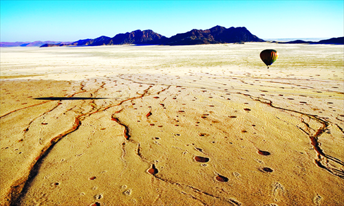 Ditch China and check out Namibia from a hot air balloon. Photo: CFP