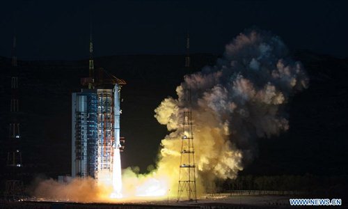 Long March-2C carrier rocket carrying an environment-monitoring satellite Huanjing-1C blasts off from the launch pad at the Taiyuan Satellite Launch Center in Taiyuan, capital of north China's Shanxi Province, Nov. 19, 2012. The Huanjing-1C satellite and the other two satellites Huanjing-1A and Huanjing-1B, which were sent to the outer space in 2008, will be used to monitor the environment and help reduce natural disasters. Photo: Xinhua