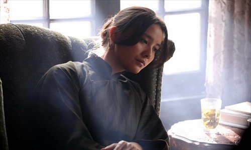 Song Jia stars as Xiao Hong in Falling Flowers Photo:CFP