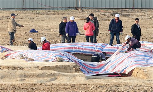 Excavation work continues last Sunday at the site of Sui Dynasty's second and last emperor. He was assassinated in 618. Photo: CFP