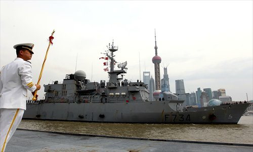 The French missile escort ship F734 Vendemiaire arrives Tuesday in Shanghai for a six-day visit. The 2,600-ton vessel patrols territorial seas and exclusive economic zones. Photo: Yang Hui/GT