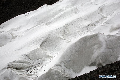 Photo taken on Jan. 14, 2013 shows the winter scenery of 