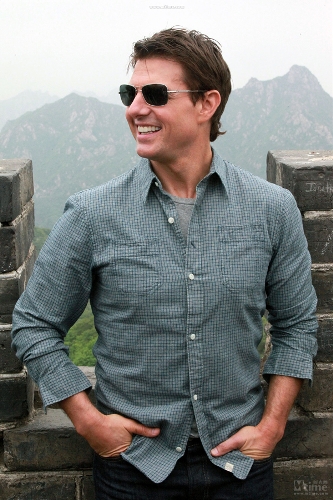 Tom Cruise visited the&nbsp;Great Wall in Beijing on May 9, 2013. The Hollywood actor&nbsp;is here forhis new movie 