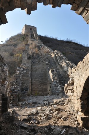 A treacherous flight of steps leads to a tower. Photo: Wei Xi/GT