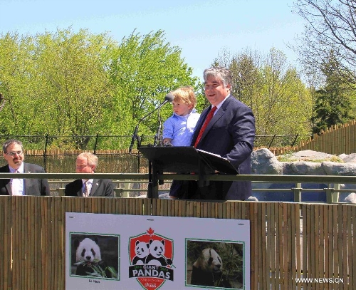 Canadian Government House Leader Peter Van Loan delivers a speech at the opening ceremony of the Toronto Zoo's Giant Panda Experience in Toronto, Canada, May 16, 2013. About 200 VIP guests attended the opening ceremony of the Giant Panda exhibition at he Toronto Zoo on Thursday. The exhibit features two pandas from China, Da Mao and Er Shun, who will be staying in the Toronto Zoo for five years before they are moved to the Calgary Zoo for another five years in Canada. (Xinhua/Ma Dan) 