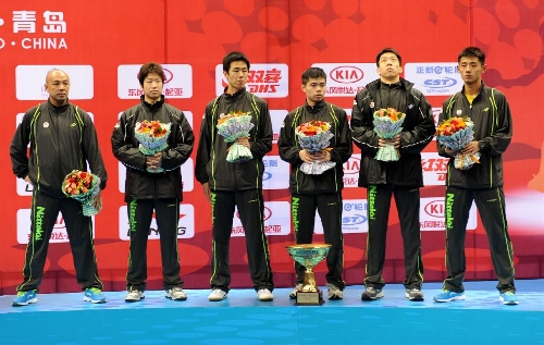 Team Asia pose for a photo during the victory ceremony of the 2013 Asia-Europe Table Tennis All Stars Challenge in Qingdao, east China's Shandong Province, March 17, 2013. Team Asia won 7-3. (Xinhua/Li Ziheng) 