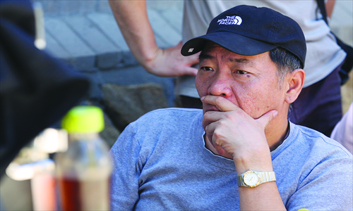 Director Zheng Xiaolong at work Photo: Courtesy of Flower Film & TV Co, Ltd.