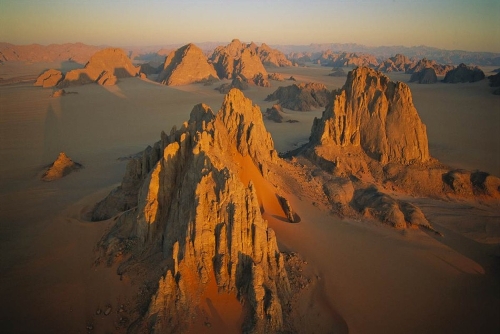 Karnasai Valley, Chad (Photo Source: sci.sina.com)