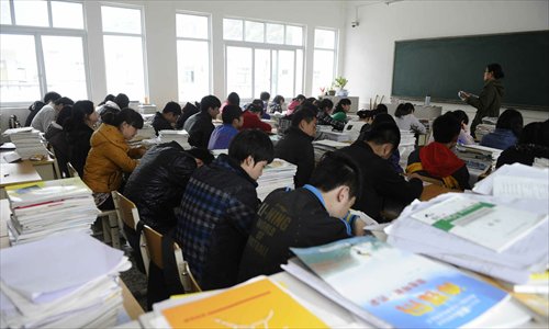 Senior students from the Hainan Middle School in Baoxing county, Ya'an, Sichuan Province, resumed their studies from April 24. Photo: Li Hao/GT