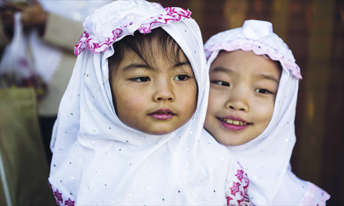Muslim girls in traditional clothes Photo: Li Hao/GT