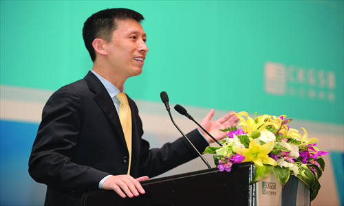 Ling Hai, president of Greater China for MasterCard Worldwide, makes a speech at a CKGSB MBA Young Leaders' Forum in Beijing in November this year. Photo: Courtesy of MasterCard.