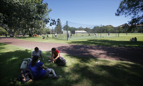 Students relax at the University of Western Australia in Perth, Australia, on February 27, 2012. Photo: CFP