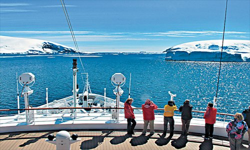 Money brings opportunities that average travelers miss. Photos: CFP
