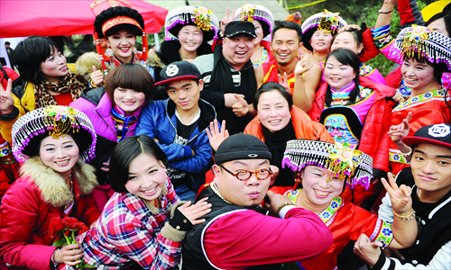 Residents in Zhangjiajie, Hunan Province hold a night gala on January 22, 2013. Photo: CFP