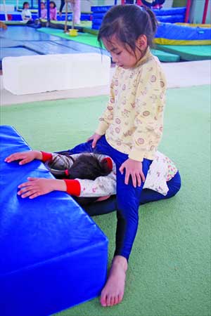 A little extra weight to increase flexibility. Photo: Cai Xianmin/GT