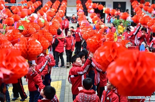 People celebrate for upcoming Lantern Festival around China - Global Times