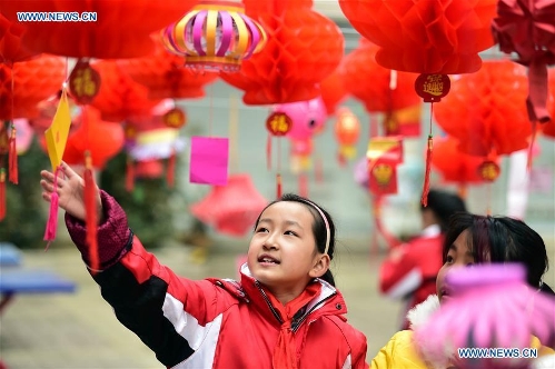 People celebrate for upcoming Lantern Festival around China - Global Times