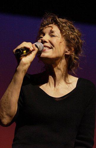 Watch Gainsbourg Online Mic