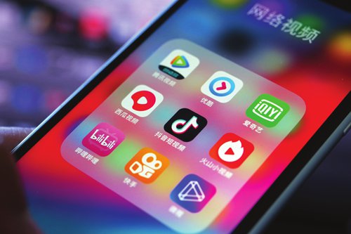 Short video platforms deal heavy blow to Chinese county