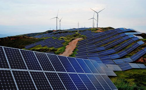 Photovoltaic and wind power plants generate electricity in Zhangjiakou, North China’s Hebei Province. Seizing the opportunity offered by the Beijing 2022 Winter Olympic Games, Zhangjiakou has accelerated the construction of power plants that use renewable energy sources. Photo: Xinhua