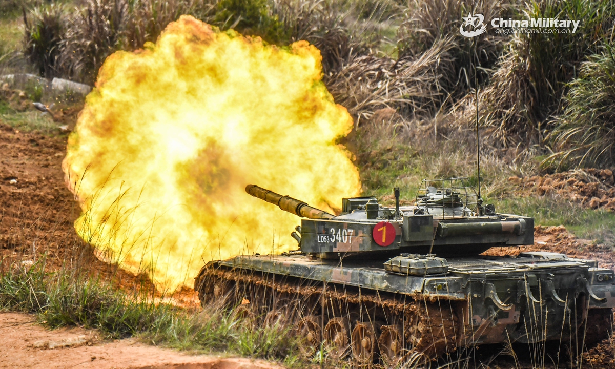Armored vehicles attached to a combined arms brigade under the PLA 73rd Group Army carry out round-the-clock shooting assessment with multiple ammunitions, in a bid to test the troops’ combat capability on April 1, 2021.Photo:China Military