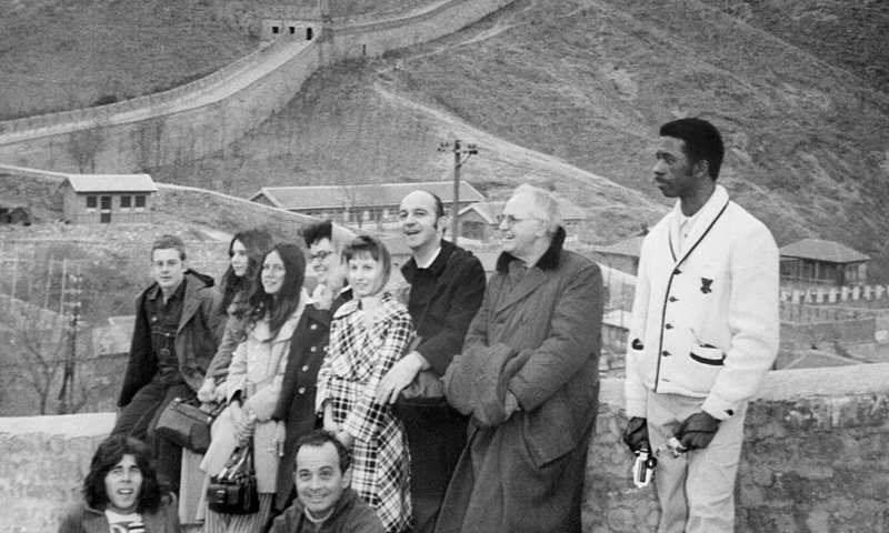 The American table tennis delegation visit the Great Wall during their China trip in April 1971. File photo: XinhuaFile photo: Xinhua