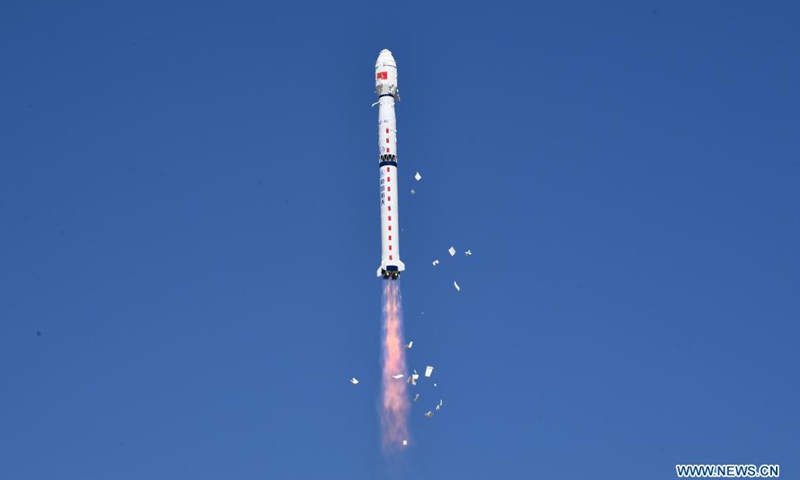 A Long March-4C rocket carrying Yaogan-34 satellite blasts off from the Jiuquan Satellite Launch Center in northwest China on April 30, 2021. China successfully sent a new remote sensing satellite, Yaogan-34, into space from the Jiuquan Satellite Launch Center in northwest China at 3:27 p.m. Friday (Beijing Time). The Yaogan-34 satellite was carried by a Long March-4C rocket and successfully entered its planned orbit.Photo:Xinhua