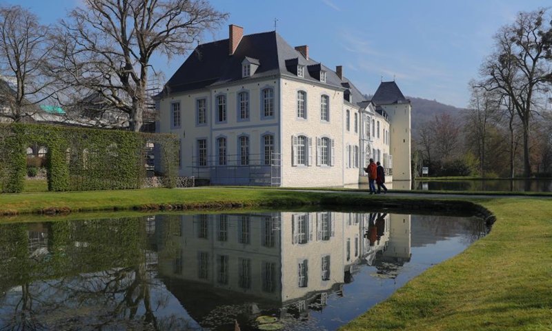 Tourists visit the Water Gardens of Annevoie in Annevoie-Rouillon, Namur, Belgium, May 1, 2021. Photo: Xinhua