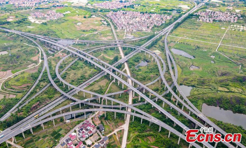 The aerial photo taken on May 26, 2021 shows the Huailu hub of the Zhuyong Expressway in east China’s Zhejiang Province. It stretches 8,947 meters in length, with a total investment of 420 million yuan (near 66 million US dollars). Photo:China News Service