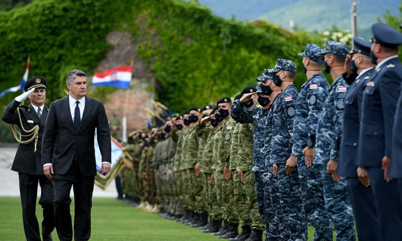 Croatian President Zoran Milanovic inspects the armed forces during a parade on the occasion of 30th anniversary of Croatian Armed Forces in Zagreb, Croatia, May 28, 2021.   Photo: Xinhua