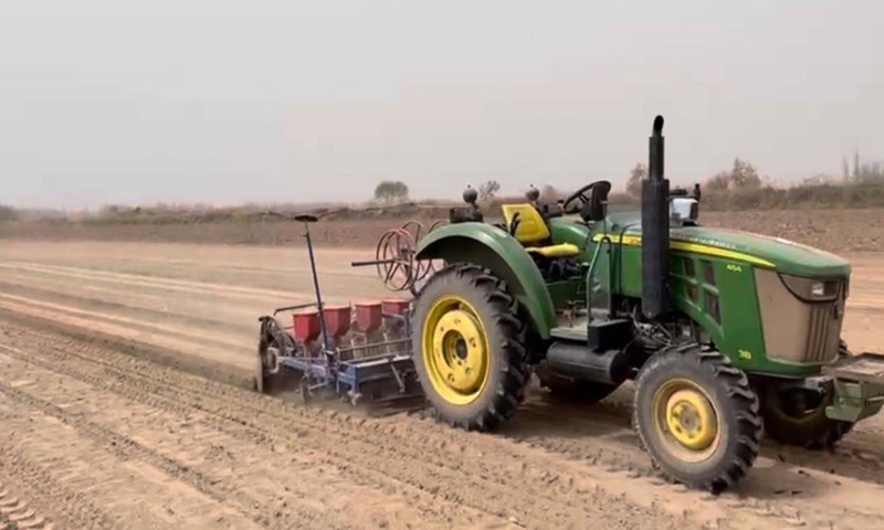 Ning Zuofu's unmanned planter in Aksu Prefecture