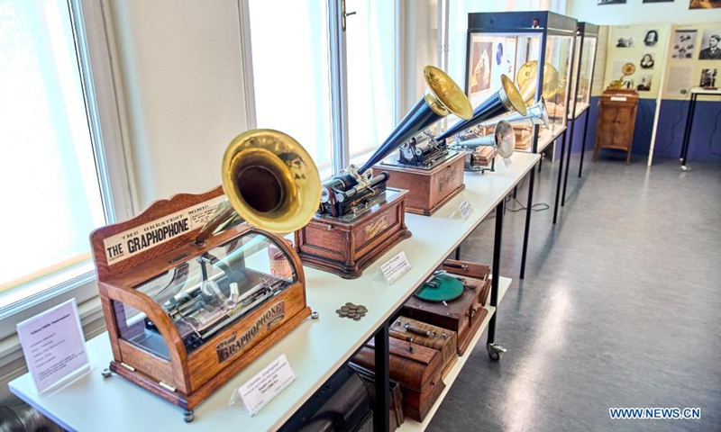 Photo taken on June 9, 2021 shows the collection of the Phonomuseum in Vienna, Austria. The Phonomuseum has 1000 exhibits, of which around 300 are on display. The main hall is entitled Edison's legacy - when machines learned to speak - phonographs and gramophones from 1877 to 1939. (Photo by Georges Schneider/Xinhua)
