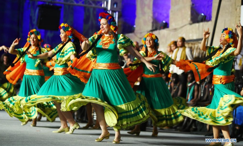Actors perform at the closing ceremony of the 8th International Festival for Drums and Traditional Arts at Saladin Citadel in Cairo, Egypt, on June 18, 2021. The 8th International Festival for Drums and Traditional Arts concluded here on Friday.Photo:Xinhua