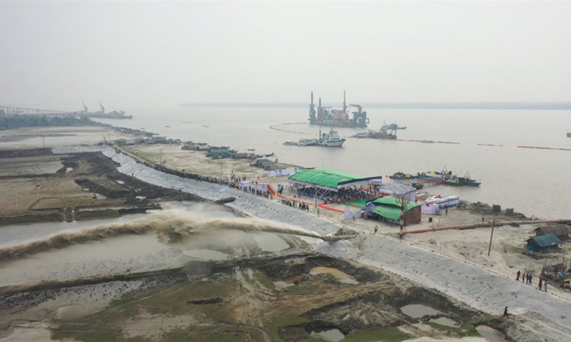 Photo shows trail operation of Cutter Suction Dredger at the dredging site of Mongla seaport in Bagerhat, Bangladesh on March 13, 2021.(Photo: Xinhua)