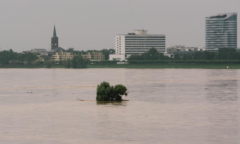 The bank of the river Rhine is flooded in Dusseldorf, western Germany, on July 16, 2021. The death toll from the flood disaster triggered by heavy rainfall in western and southern Germany has risen to more than 100 as of Friday noon local time, according to police and local authorities.Photo:Xinhua
