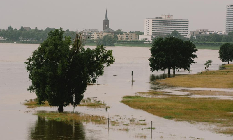 The bank of the river Rhine is flooded in Dusseldorf, western Germany, on July 16, 2021. The death toll from the flood disaster triggered by heavy rainfall in western and southern Germany has risen to more than 100 as of Friday noon local time, according to police and local authorities.Photo:Xinhua