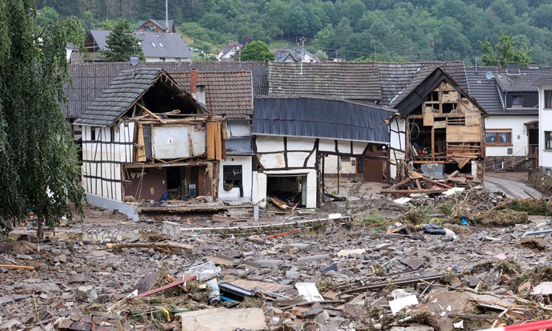 Photo taken on July 16, 2021 shows roads and houses damaged in flood disaster in Schuld, Germany.(Photo: Xinhua)