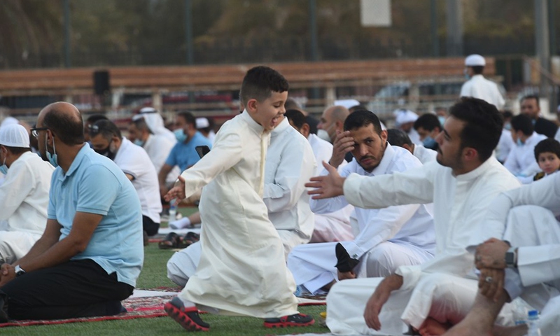 People perform prayers during Eid al-Adha holiday in Hawalli Governorate, Kuwait, July 20, 2021.(Photo: Xinhua)
