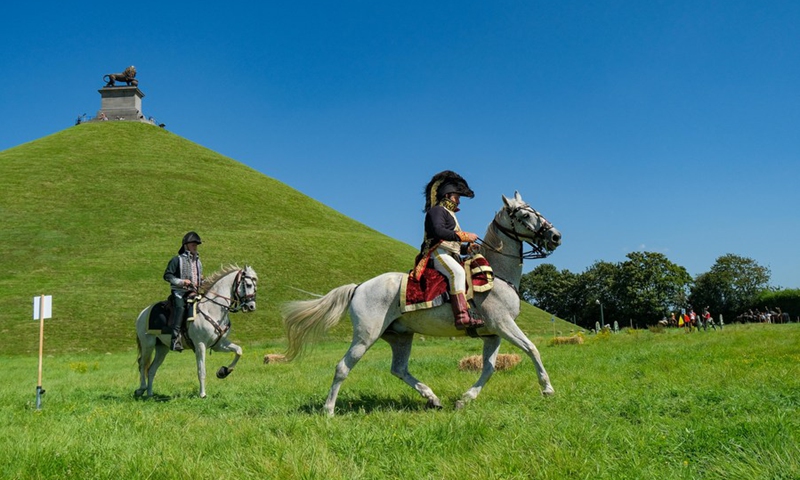 Riders take part in a cavalry competition on the site of Battle of Waterloo, in Braine-l'Alleud, Belgium, Aug. 14, 2021.(Photo: Xinhua)