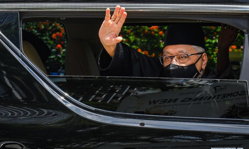 Ismail Sabri Yaakob waves to the media as he leaves his residence for the national palace in Kuala Lumpur, Malaysia, on Aug. 21, 2021. Ismail Sabri Yaakob was sworn in as Malaysia's new prime minister on Saturday.Photo:Xinhua